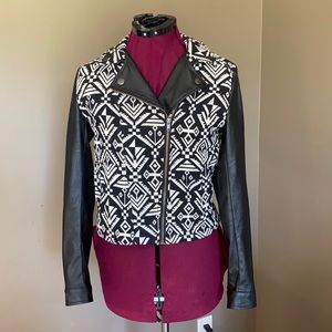 Blu Pepper Black and White Vintage Aztec Moto Jacket (Size S)